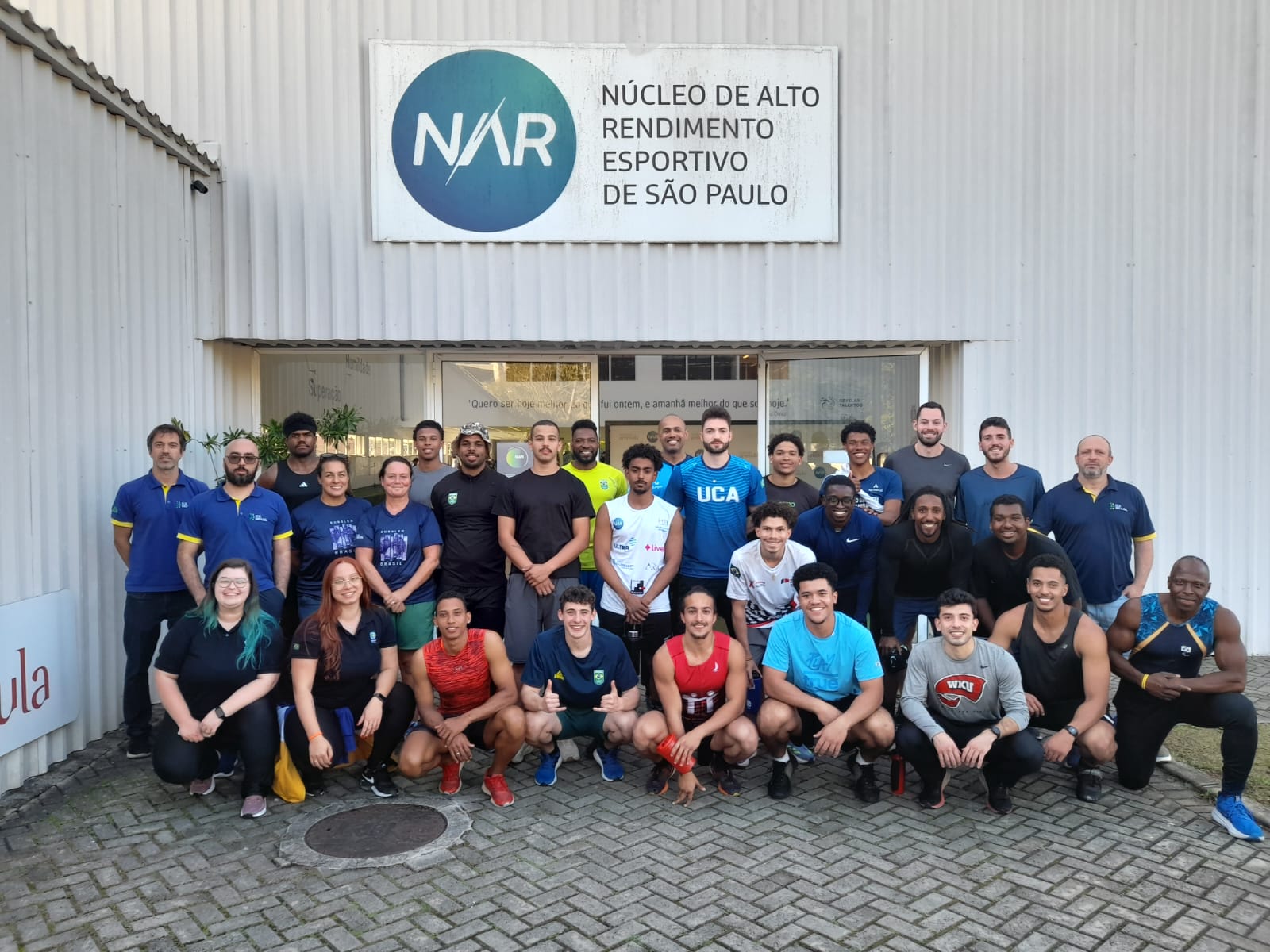 Atletas, treinadoras e organizadores da CBDG da Seletiva Nacional de Bobsled